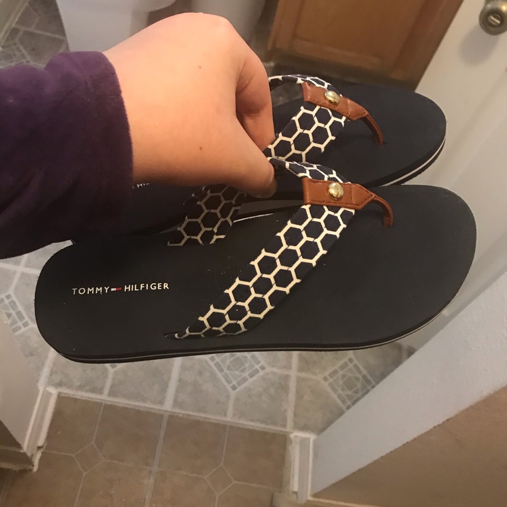 tommy hilfiger sandals
